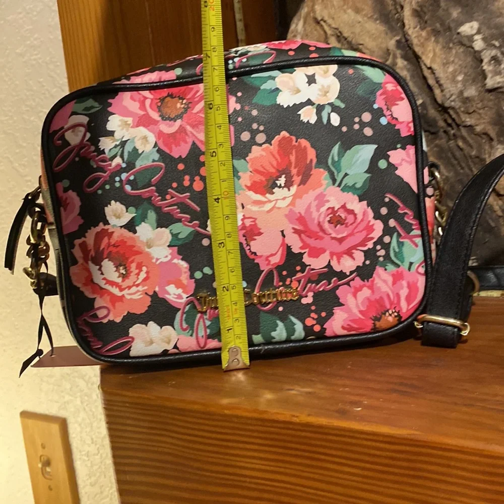 NWT Juicy Couture black with pink floral pattern crossbody purse - Picture 7 of 10